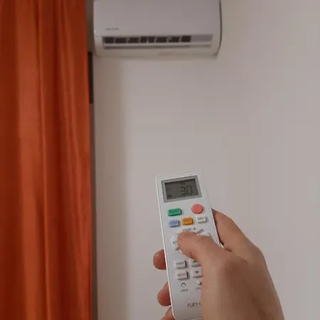 Luxury In The Center With A Terrace Apartment Mukatschewo