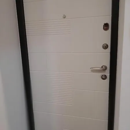 Luxury In The Center With A Terrace Mukatschewo