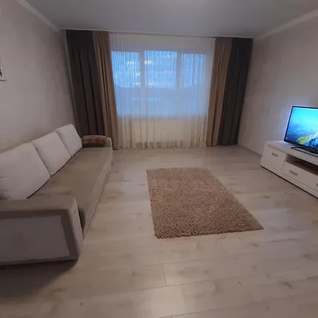 Luxury In The Center With A Terrace Mukačevo