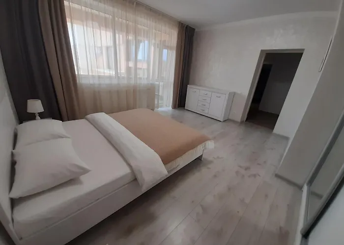 Apartment Luxury In The Center With A Terrace Mukacheve