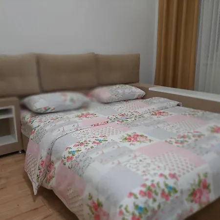 Luxury In The Center With A Terrace Apartman