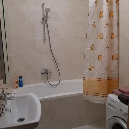 Luxury In The Center With A Terrace Apartman Munkács
